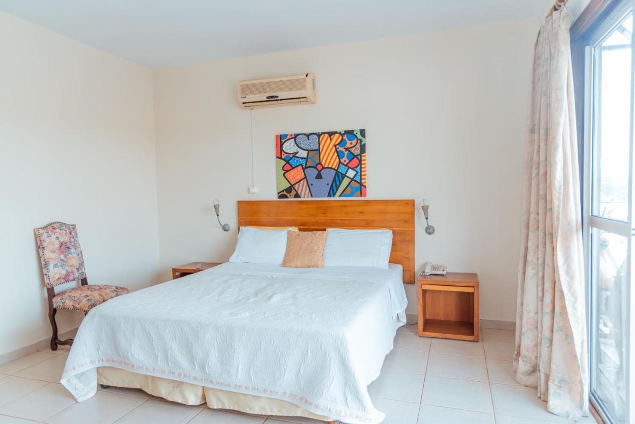 Casa Blanca Hotel Ciudad del Este Ngoại thất bức ảnh