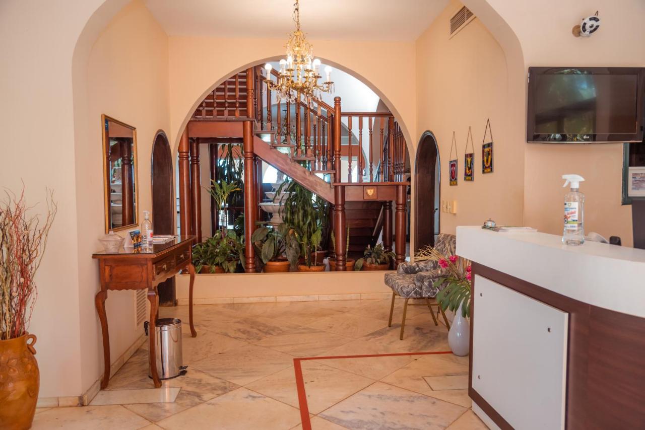 Casa Blanca Hotel Ciudad del Este Ngoại thất bức ảnh