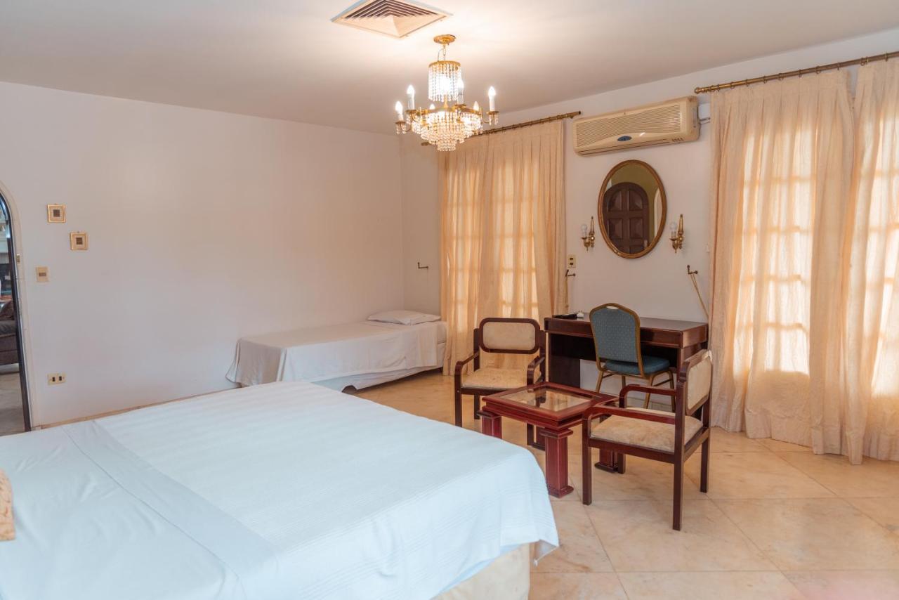 Casa Blanca Hotel Ciudad del Este Ngoại thất bức ảnh